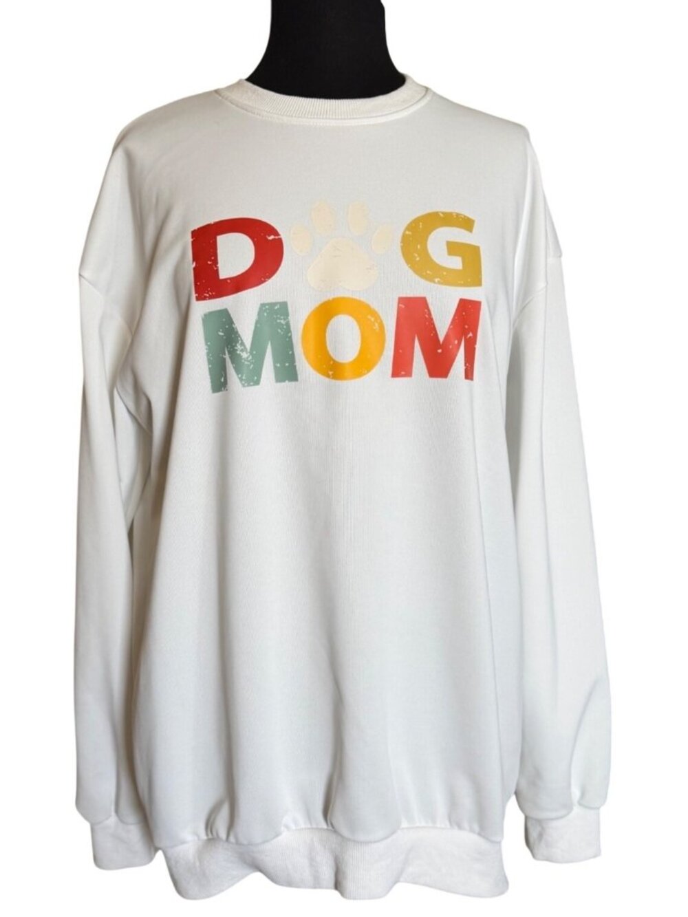 "DOG MOM" White Sweatshirt w/Distressed Lettering & Paw Print Size L (READ)